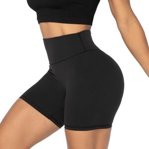 Women’s Sunzel 5 Inch No Front Seam Black Workout Shorts- medium